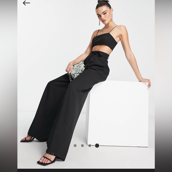 ASOS DESIGN 2 in 1 cut out jumpsuit with belt - Picture 4 of 5